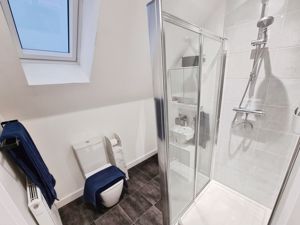 Photo 14- click for photo gallery